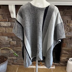 LOFT Gray and Black Cape